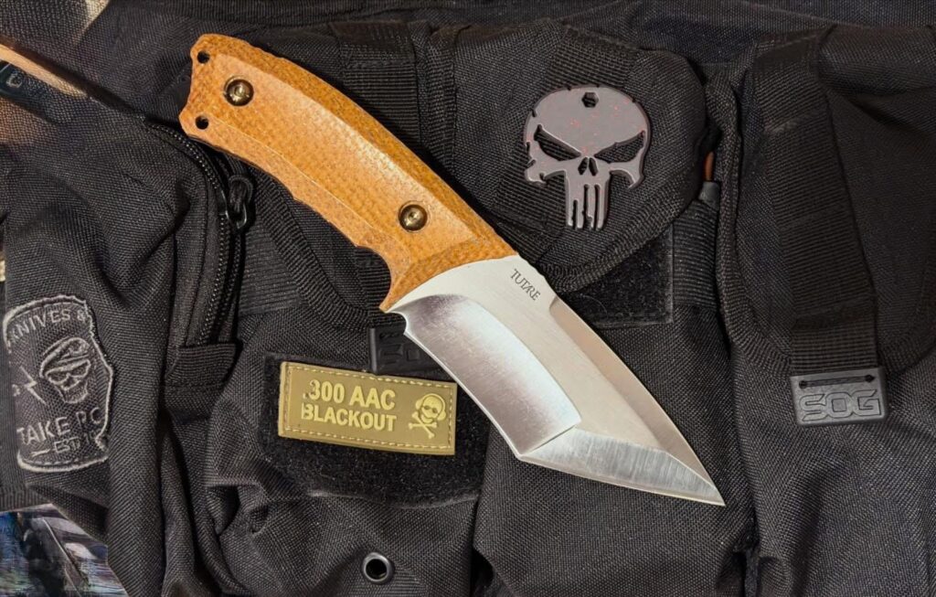 Fat Monday! Phat Monday! @tutareknives Warbird Fat with Kevlar scales FTW! #tutareknives #tutarekniveswarbirdfat #getsome #300blackoutftw #300accblackout