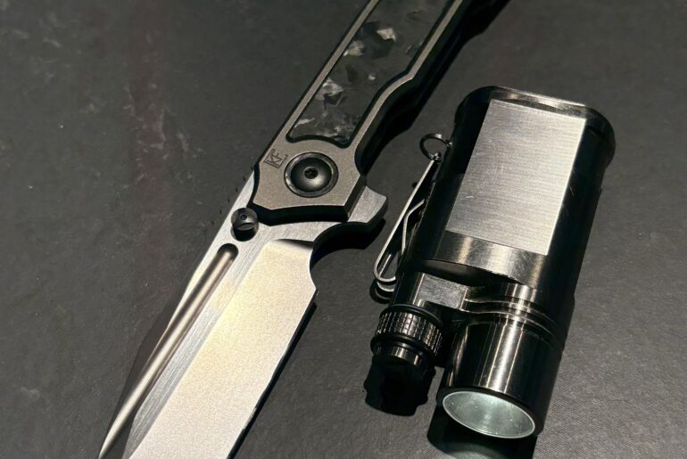 Today’s knife and light