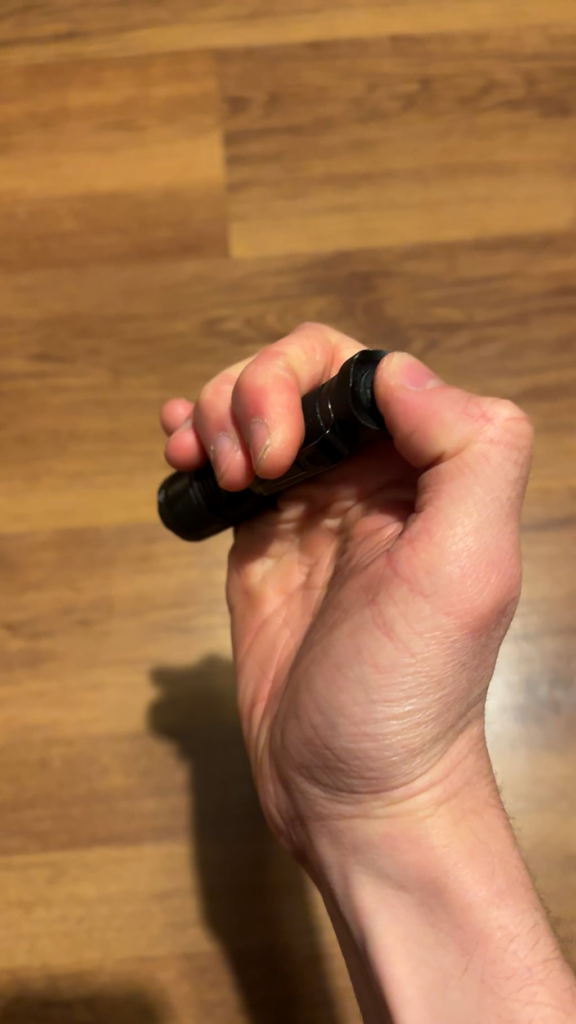 Acebeam tac AA issues