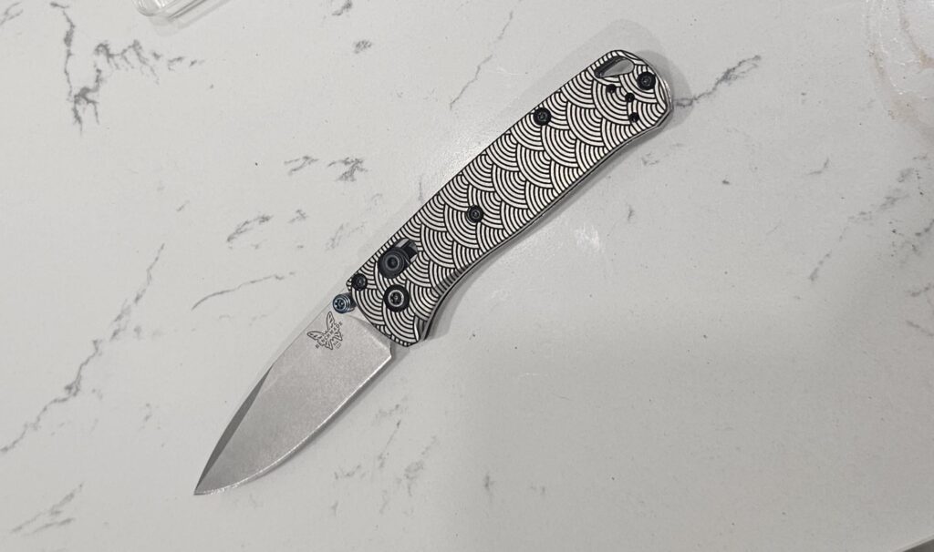 Mini Bugout with Ti Dnalaseeing scales