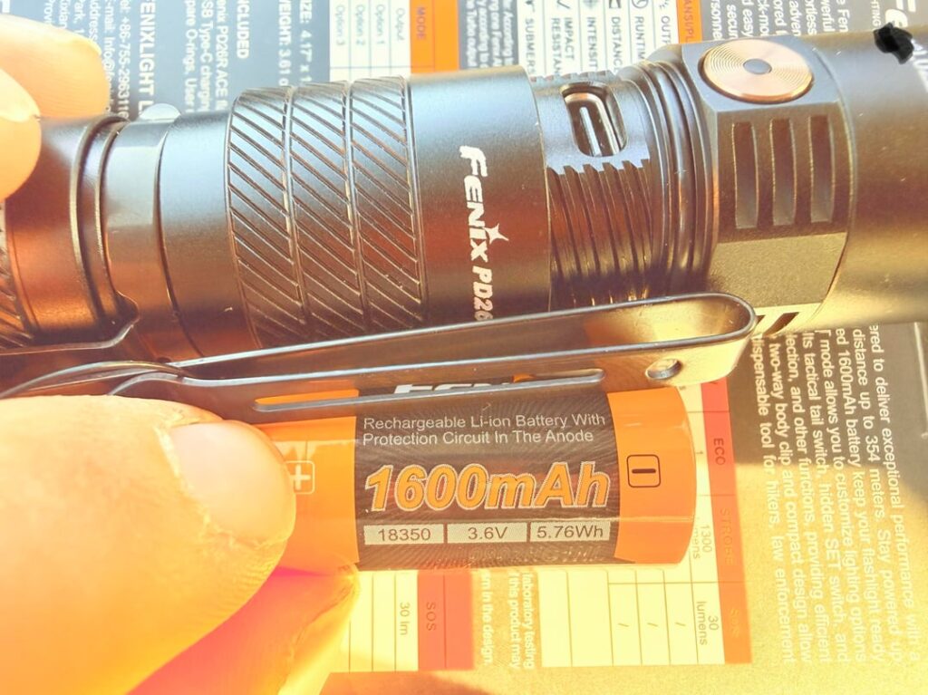 Fenix PD26R Ace with a 1600mah 18350!