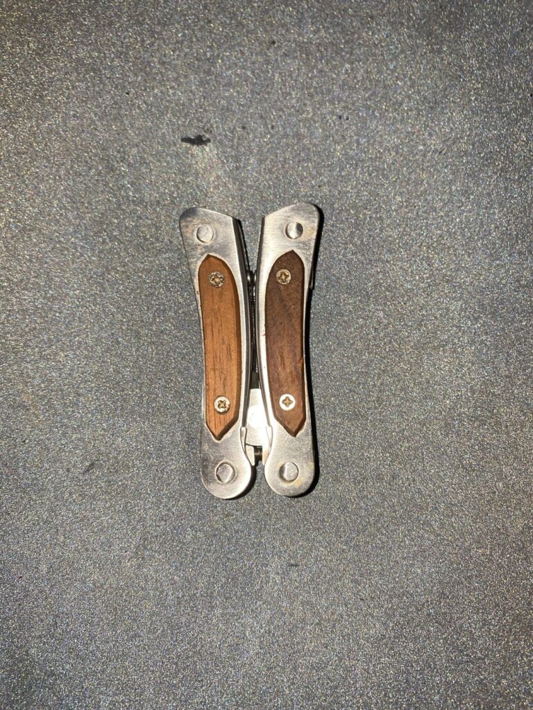 Dose any one have info about this Leatherman?