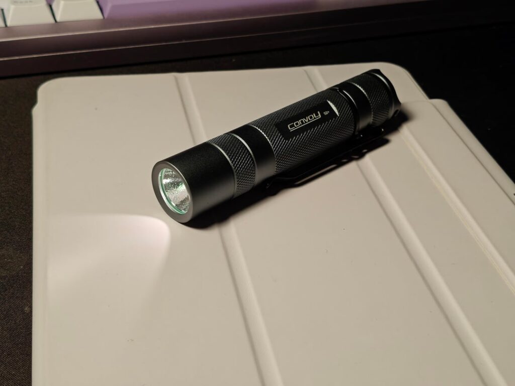[NLD] Convoy S2+ SFT70 3000K, late Christmas gift from my gf