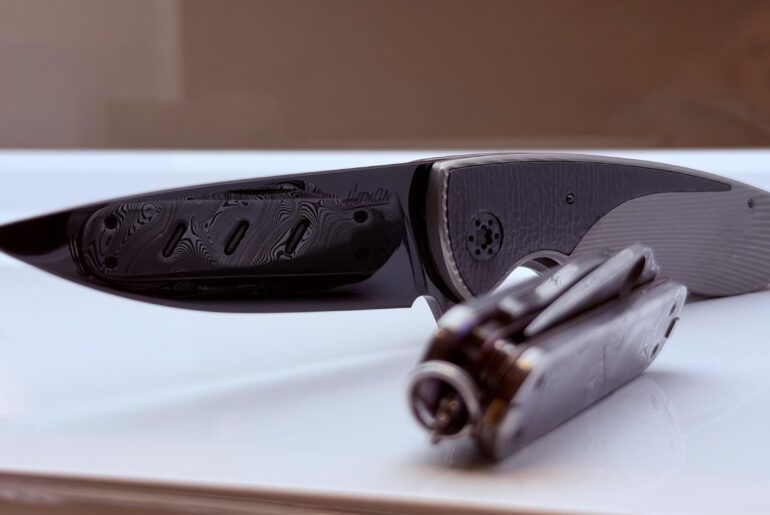 Herman Micro Sting, mirror polished with DLC