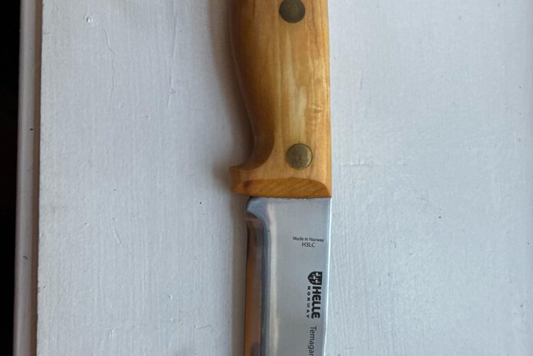 HELLE TAMAGAMI BY LES STROUD