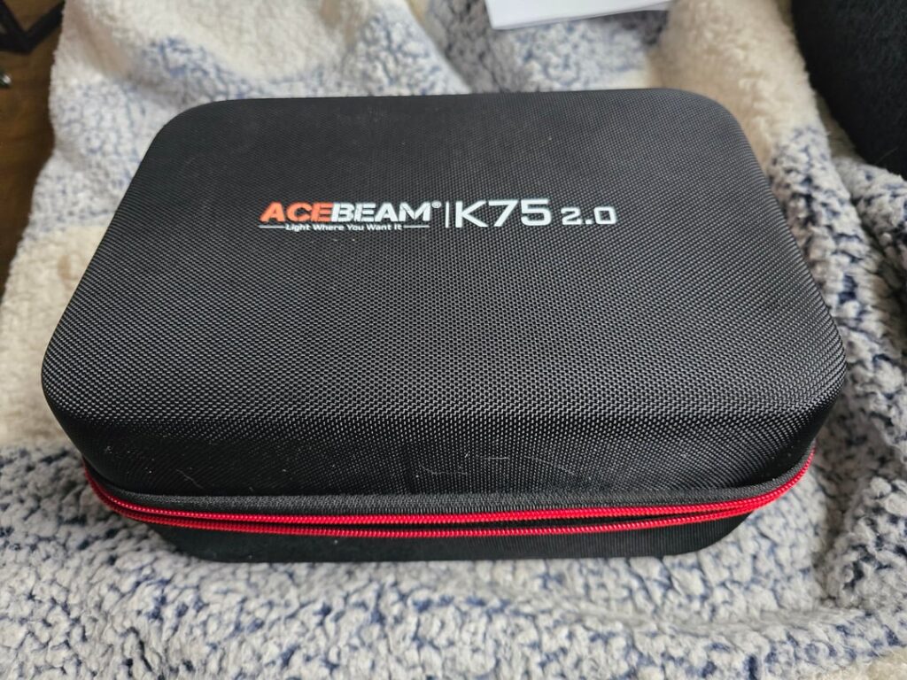 Acebeam K75 2.0 came with a case? And sbt90.2