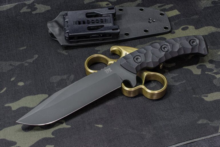 Just finished this simple yet functional one, ideal to end a rather dull month!