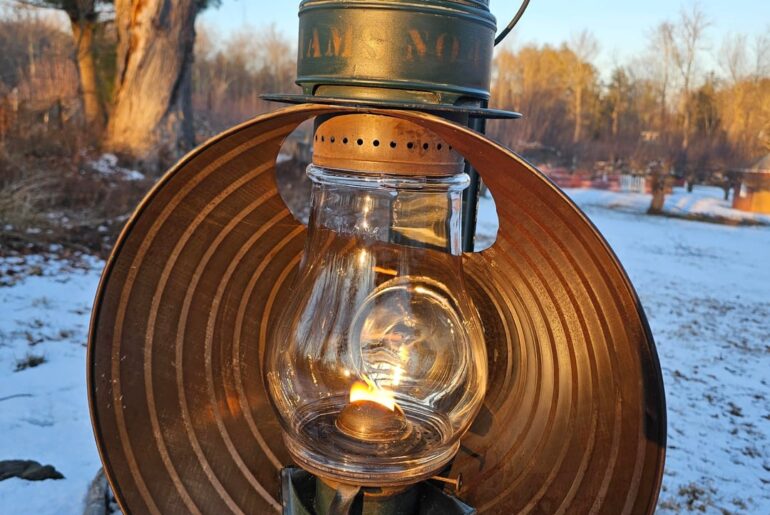 I know you gus like when I post these, and I just managed to find a searchlight I've been after for a very long time. Here is a near perfect condition CT Ham No. 40 Mammoth searchlight from the 1890s. It has nearly 100% of its original green paint and stenciling, and a very rare HAM marked globe.