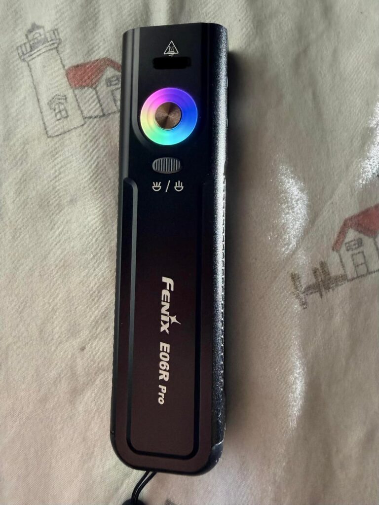 Fenix E06R Pro