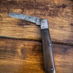 Can anyone help in identifying this inherited pocket knife?