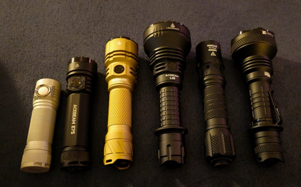 New L16 2.0 v2, SFT-42R. Size comparisons. Beamshots later tonight.