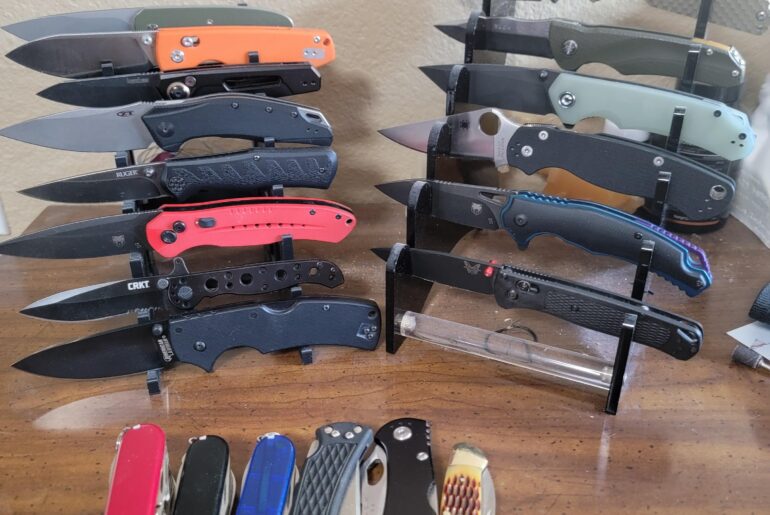 New knife display racks!