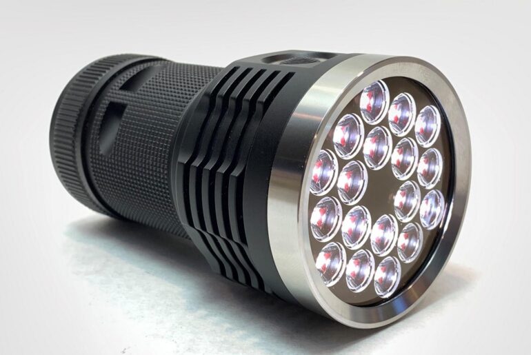 DEAR HANK I WOULD LIKE A RIGHT ANGLE METEOR FLASHLIGHT!