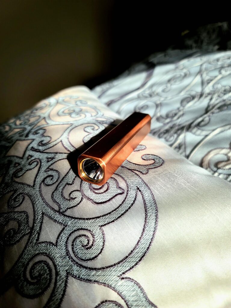 Ran across a pic of an old Fireflies light taken 5 years ago lol. Just basically a copper chunk! 219b emitter I believe.