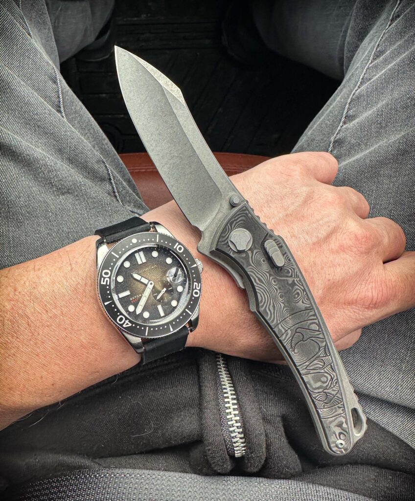 The Hawk Knives Talon is absolutely spectacular! I haven’t felt this way about a new knife since I can remember… 💯🦅