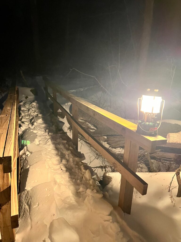 My favorite winter hiking “flashlight”. 99 CRI they say