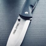 Slimmer alternatives to Real Steel Bushcraft folder