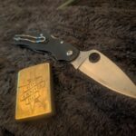 Don't understand why people tend to say hap40 tends to scratch easily. It's basically still new, been used once to inspect for defects. Small scratch on the right side. Caly 3 btw. One of the knives that fell out of the bag when my at the time 16.000EUR collection was stolen.