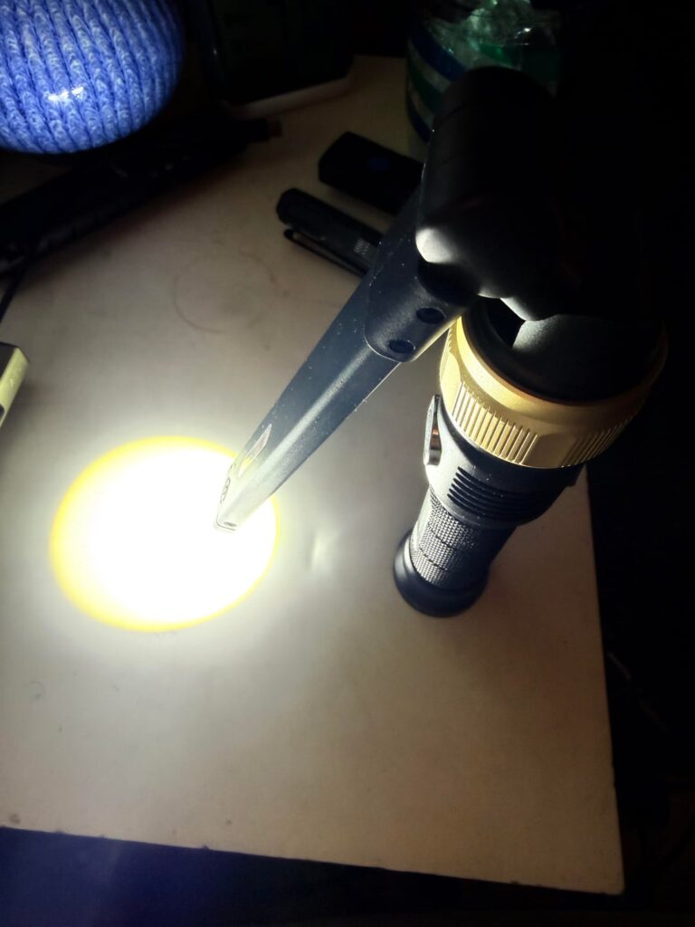 hotligh Worklight replaceable 21700s 1200 lumens