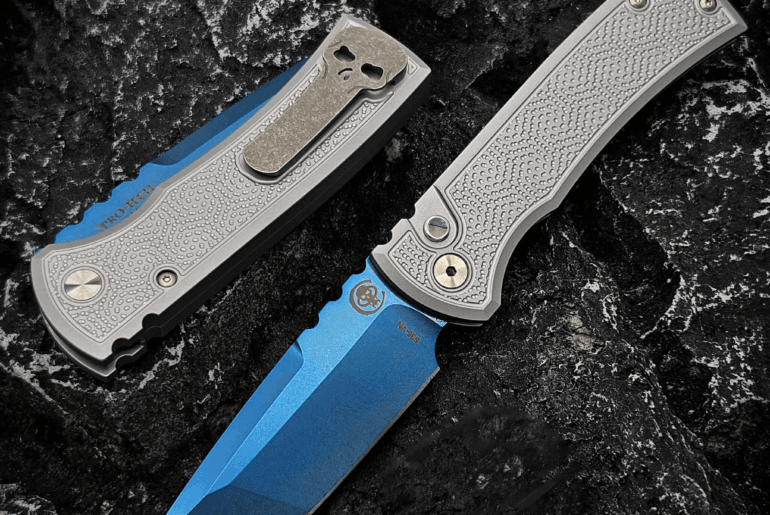 Chaves Knives Pro-Tech Redencion 229 Auto Spiral Stipple Aluminum Scales, Sapphire Blue Blade