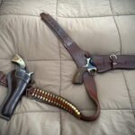 45/M/Gunslinger. Heading-to-Mid World EDC