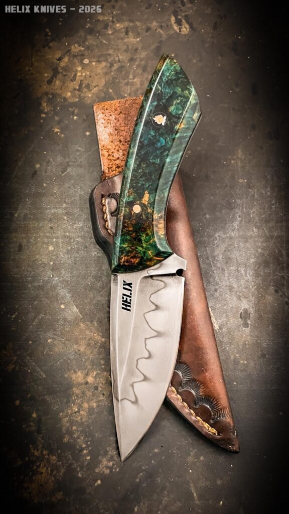Marbled maple burl Bushcraft knife with a hamon.