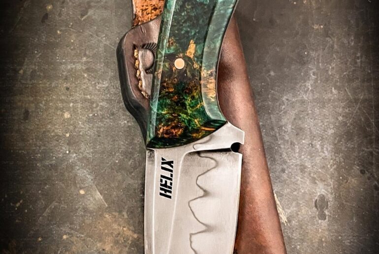 Marbled maple burl Bushcraft knife with a hamon.