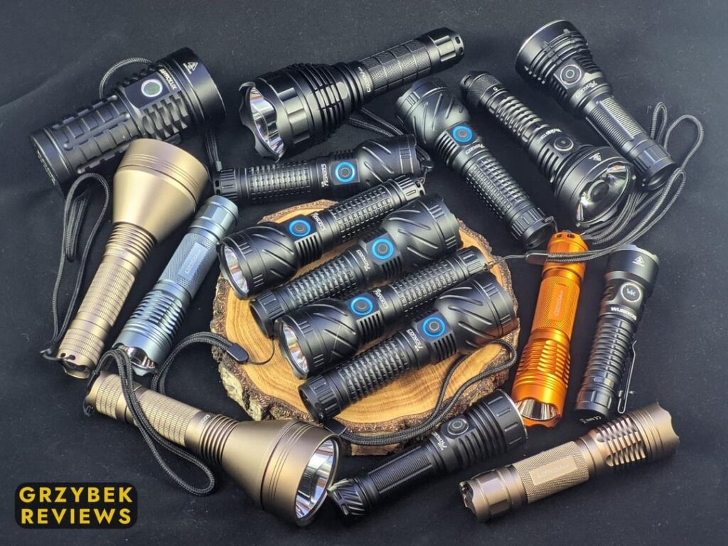 13 new flashlights added to the Beamshot Comparator - Mostly new Convoys