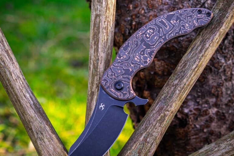It's #carbonfiberfriday with a NKD !! The kansept Gilgamesh 🤠 what an original design !!