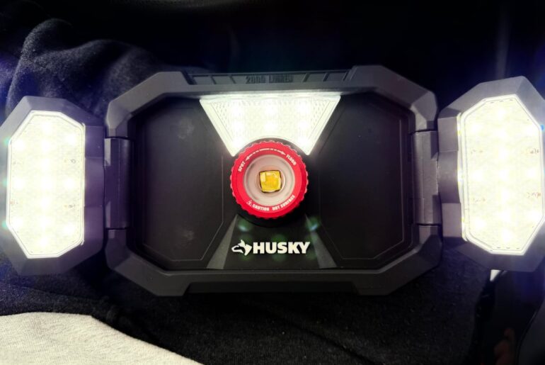 I bought this worklight/flashlight husky 2000 lumen flood/spot