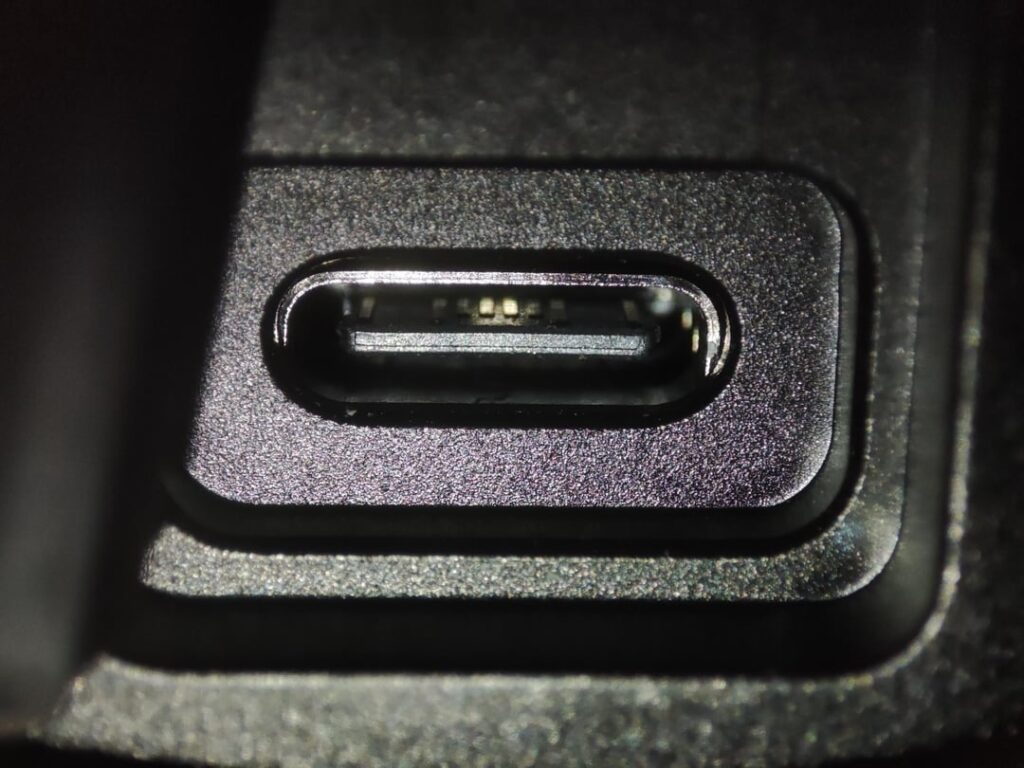 The USB-C port on my Convoy 3x21D is slightly low within the slot. It is possible to connect the cable but it doesn't fit too smoothly. What should I do?