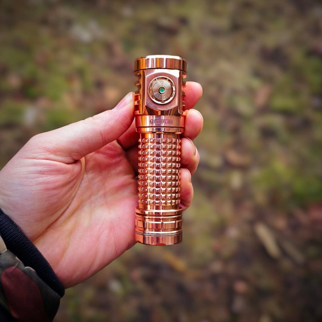 Copper Fireflies Nov-Mu V2S, E21a opple + beamshot