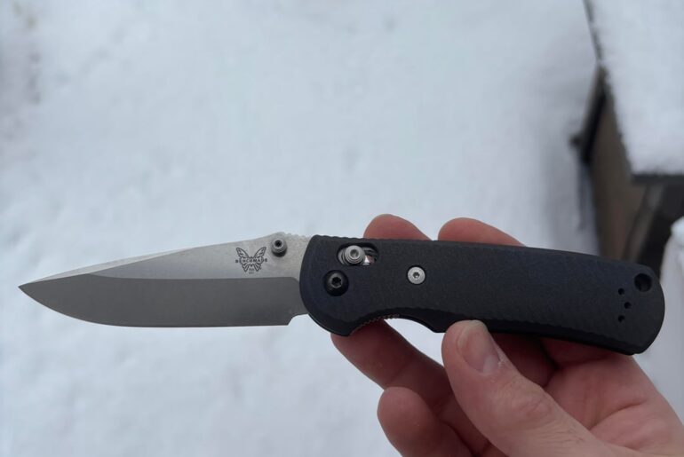 AWT Archon Series Benchmade griptillian scales