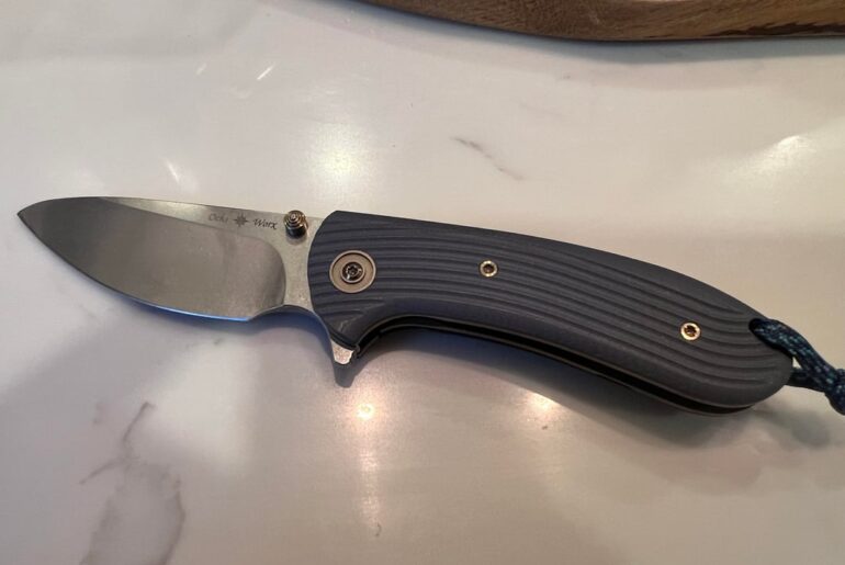 If ‘sassy’ had a blade shape… Small knife, big attitude: my Ochs Worx pocket diva!