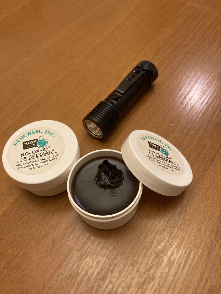 2-Part question - lube and clips
