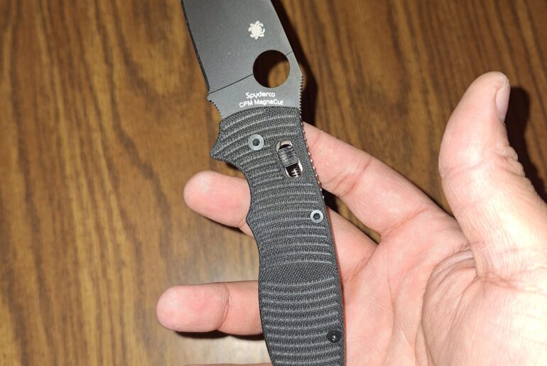 NKD! Spyderco Manix 2XL Salt