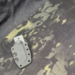 Quick video of a baby wharncliffe in Magnacut and carbon fiber.