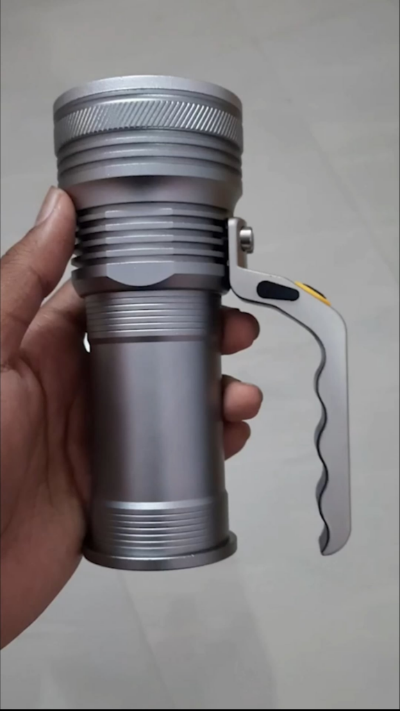 Rechargeable Aluminum Alloy Flashlight Searchlight review