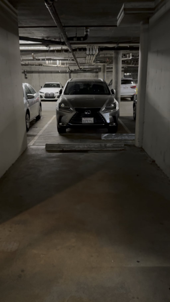 Covered Garage Beamshot: Convoy S7 SFT-25r 5000K