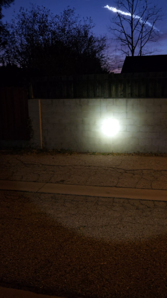 Acebeam W20 beamshot video