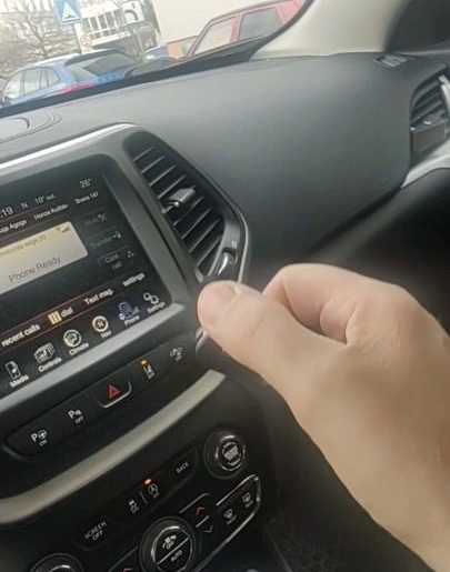 I would never believe how soothing it is to click and spin.