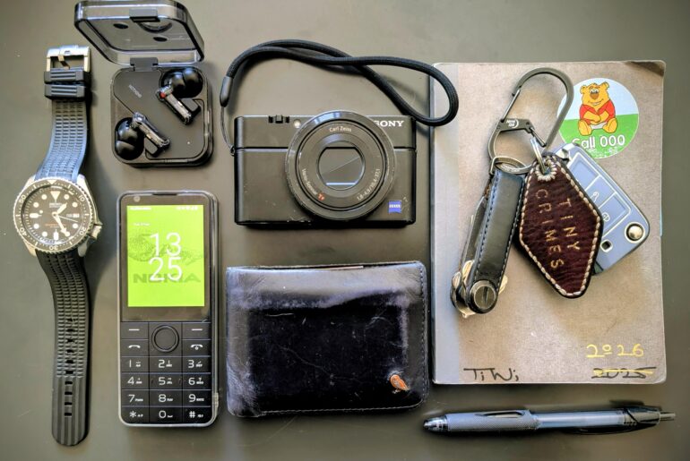 EDC featuring dumbdriod.