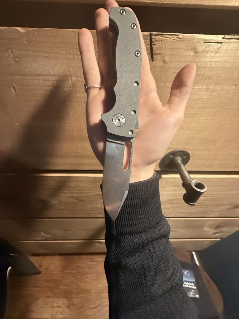 Demko AD20S V2 Clip Point w/ RockScale Design scales
