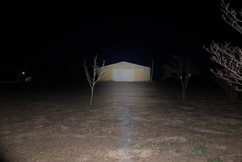 SFT-70 3000k vs SFT-40 3000k Beamshot Comparisons 🫘🫘🫘