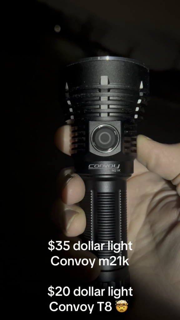 Convoy M21K LHP73B VS Convoy T8 SFT25R (5000K)