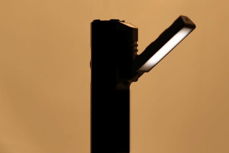 Another teaser from Wurkkos. Looks like half an HD02. 🤔🤔