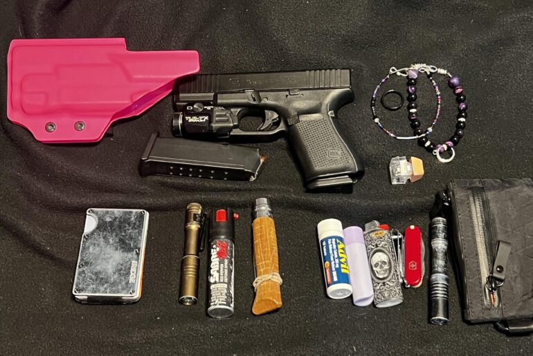 hey, whats up, hello. some of pocket and bag carry!