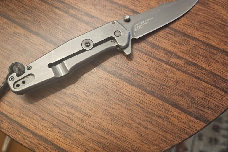 Left handed recommendations for Edc please