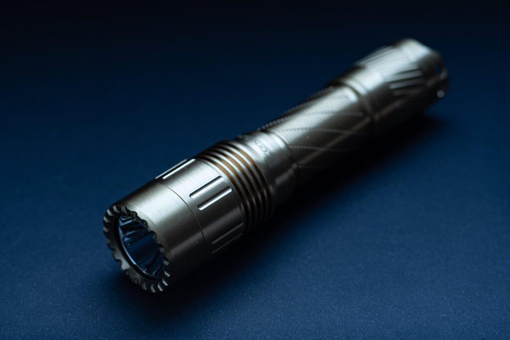 Brass T6 with FFL351A 4000K "rOsY bIn"
