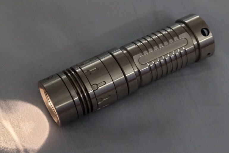 V10r - clip options?